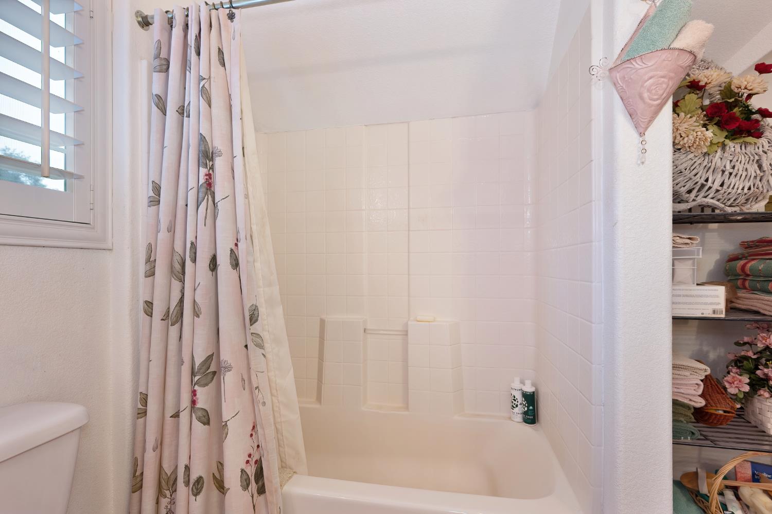 Coloma, California, 95613, United States, 3 Bedrooms Bedrooms, ,3 BathroomsBathrooms,Residential,Active,2007129