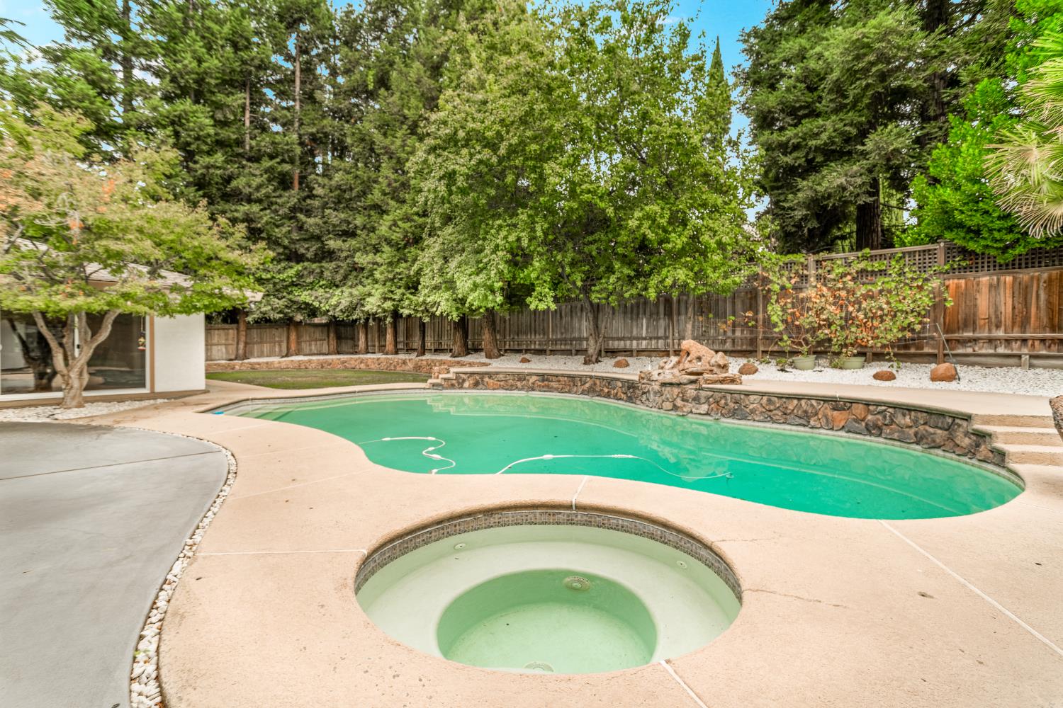 Sacramento, California, 95864, United States, 5 Bedrooms Bedrooms, ,3 BathroomsBathrooms,Residential,Active,1946308