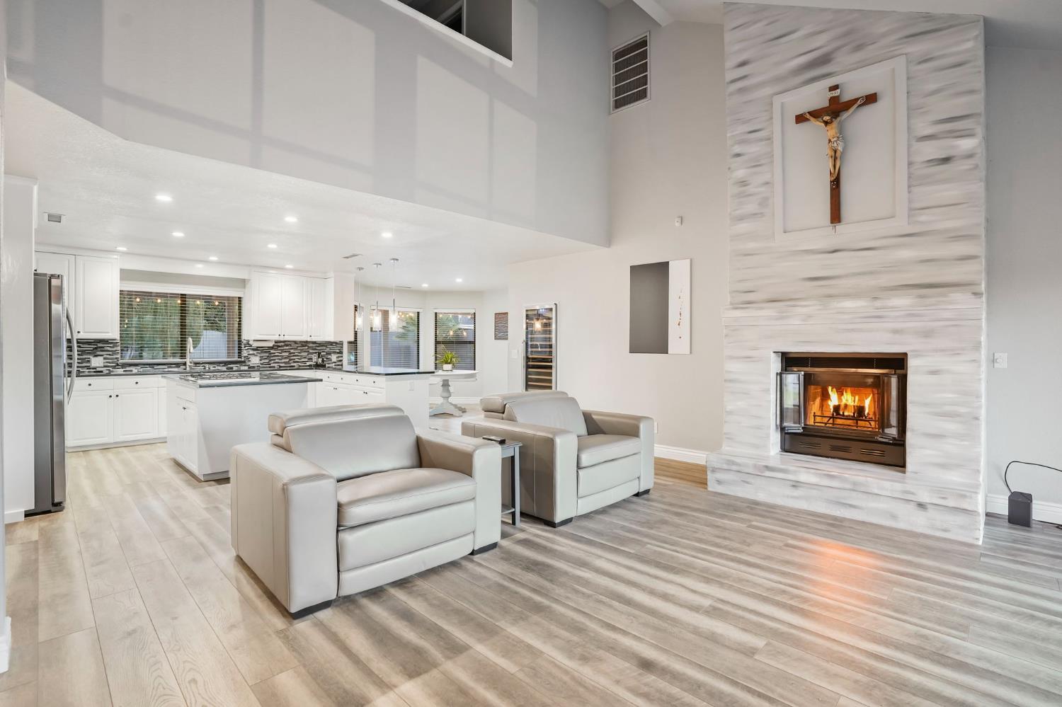 Modesto, California, 95356, United States, 4 Bedrooms Bedrooms, ,4 BathroomsBathrooms,Residential,Active,2045551