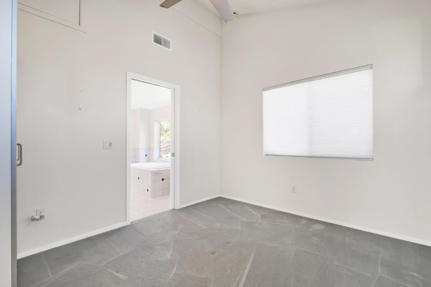 Davis, California, 95618, United States, 5 Bedrooms Bedrooms, ,4 BathroomsBathrooms,Residential,Active,1960157