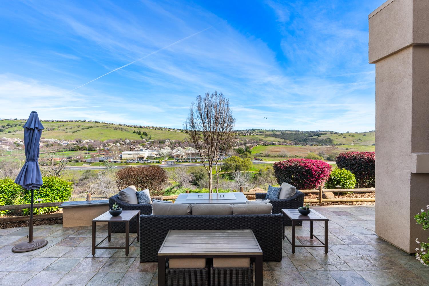 El Dorado Hills, California, 95762, United States, 5 Bedrooms Bedrooms, ,4 BathroomsBathrooms,Residential,Active,2023351