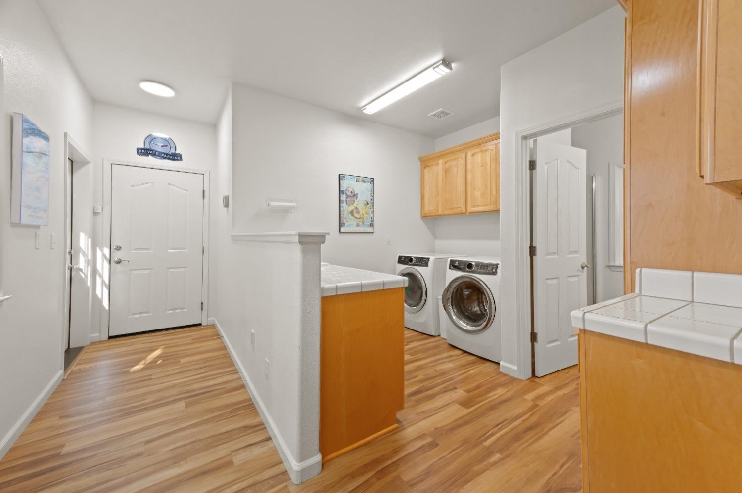 Nevada City, California, 95959, United States, 3 Bedrooms Bedrooms, ,4 BathroomsBathrooms,Residential,Active,1919052