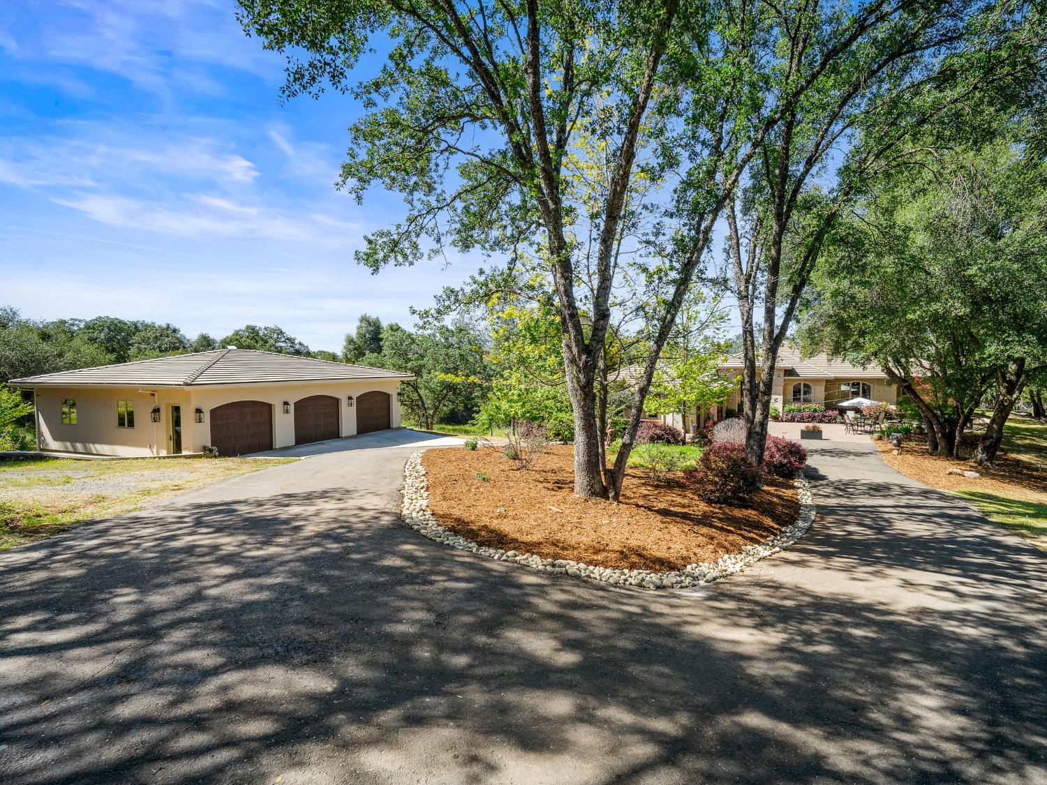 Placerville, California, 95667, United States, 3 Bedrooms Bedrooms, ,4 BathroomsBathrooms,Residential,Active,2042684