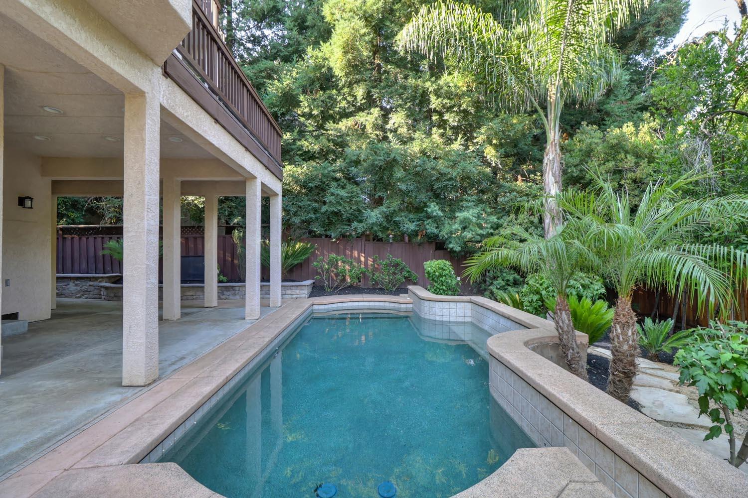 Carmichael, California, 95608, United States, 5 Bedrooms Bedrooms, ,5 BathroomsBathrooms,Residential,Active,1927677