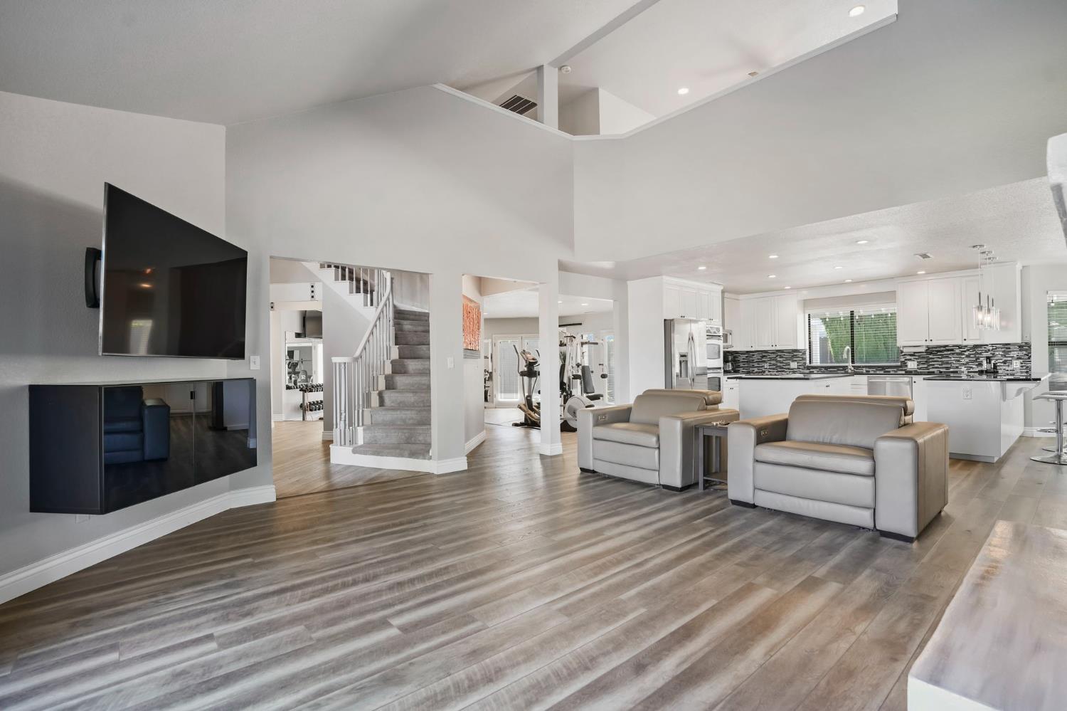 Modesto, California, 95356, United States, 4 Bedrooms Bedrooms, ,4 BathroomsBathrooms,Residential,Active,2045551