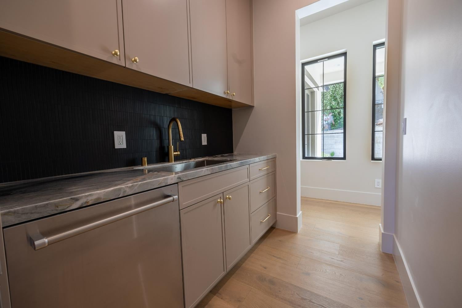 Auburn, California, 95603, United States, 4 Bedrooms Bedrooms, ,4 BathroomsBathrooms,Residential,Active,2017471