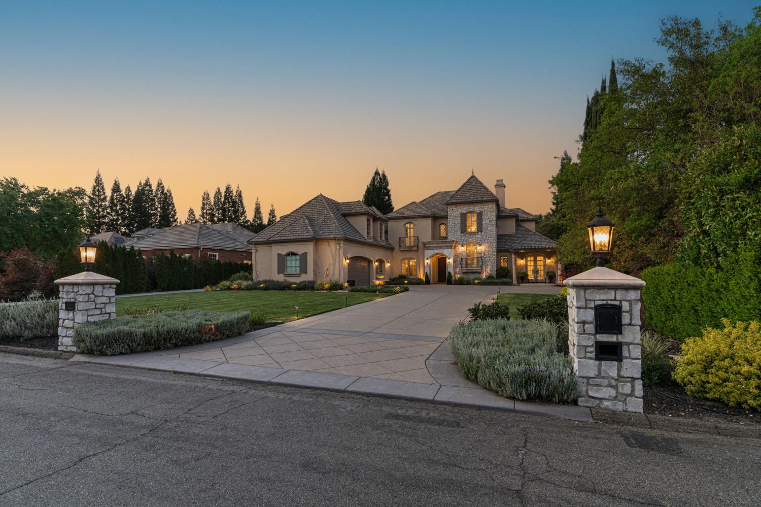 Granite Bay, California, 95746, United States, 5 Bedrooms Bedrooms, ,7 BathroomsBathrooms,Residential,Active,2028537