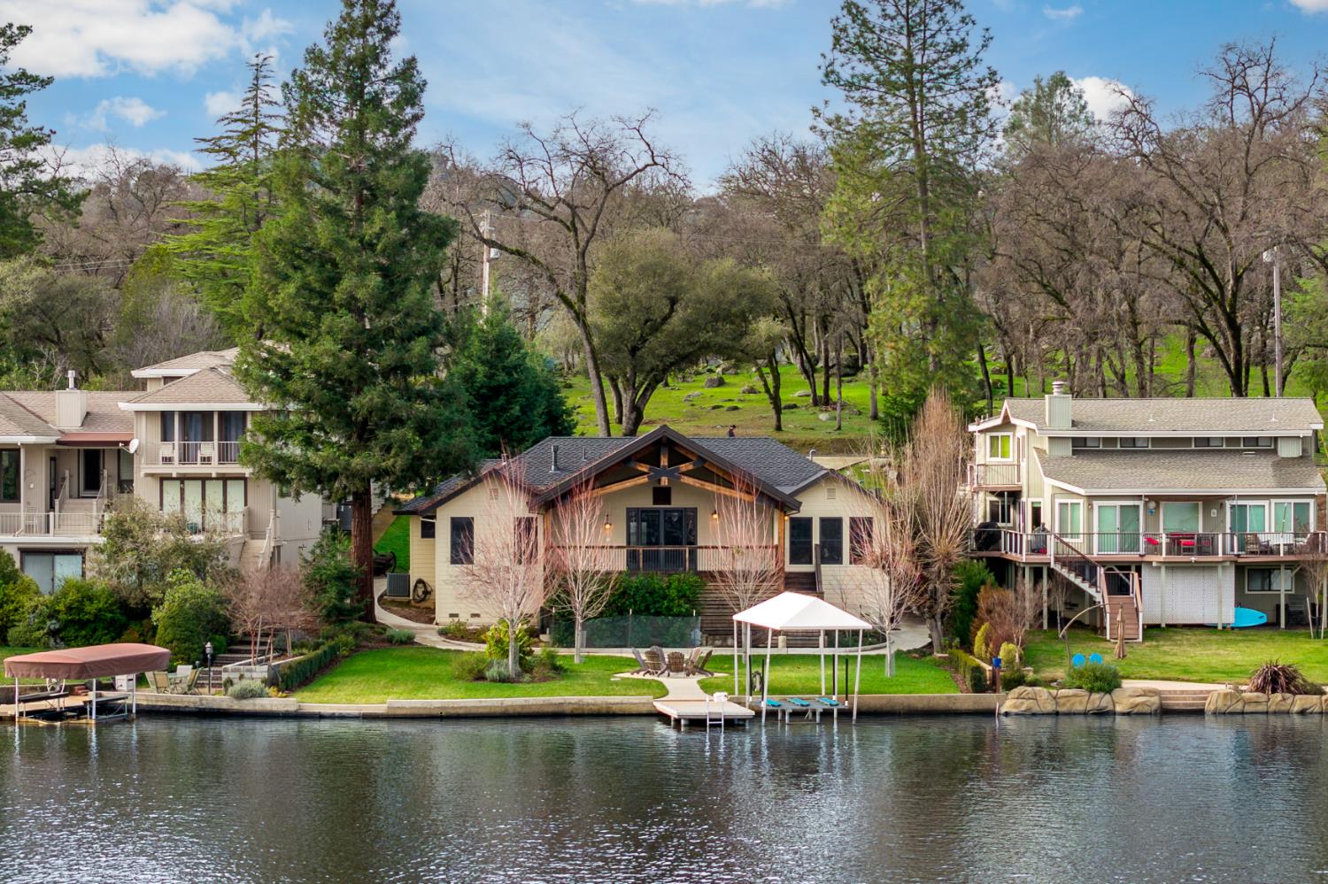 Penn Valley, California, 95946, United States, 3 Bedrooms Bedrooms, ,2 BathroomsBathrooms,Residential,Active,2008719