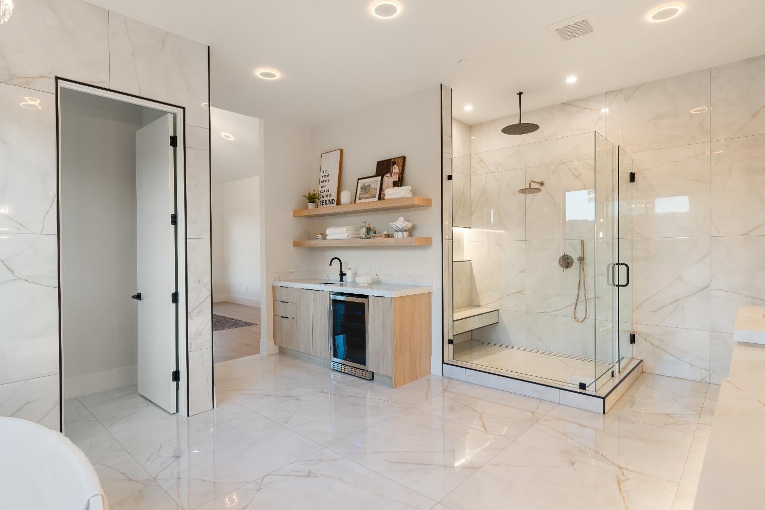 Newcastle, California, 95658, United States, 5 Bedrooms Bedrooms, ,5 BathroomsBathrooms,Residential,Active,1989749