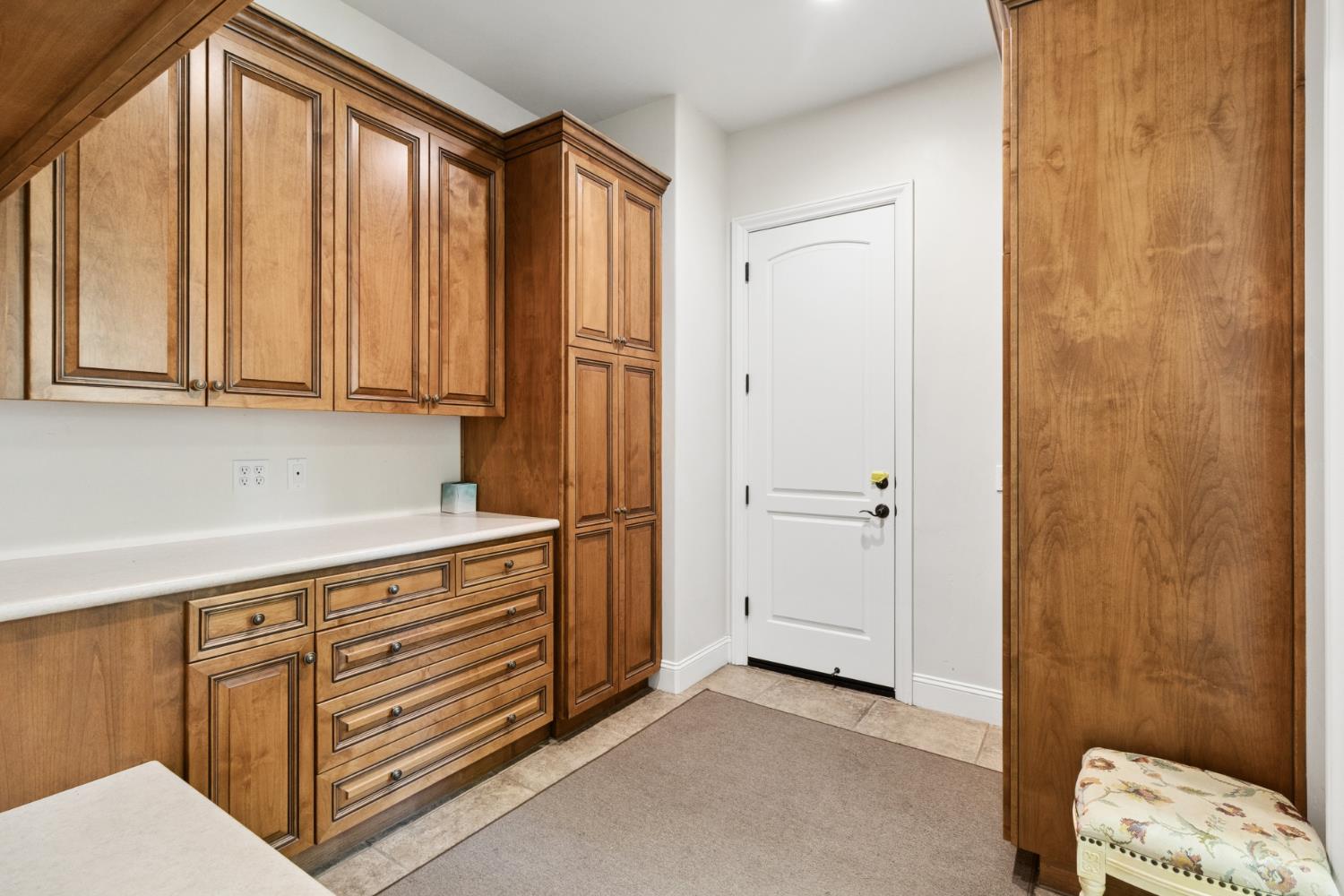 Sacramento, California, 95830, United States, 4 Bedrooms Bedrooms, ,4 BathroomsBathrooms,Residential,Active,2045041
