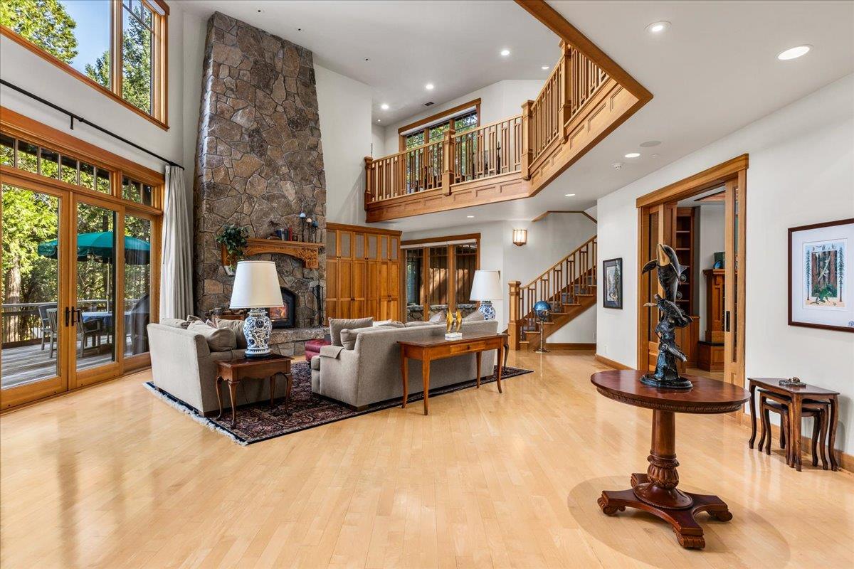 Nevada City, California, 95959, United States, 3 Bedrooms Bedrooms, ,4 BathroomsBathrooms,Residential,Active,1886804