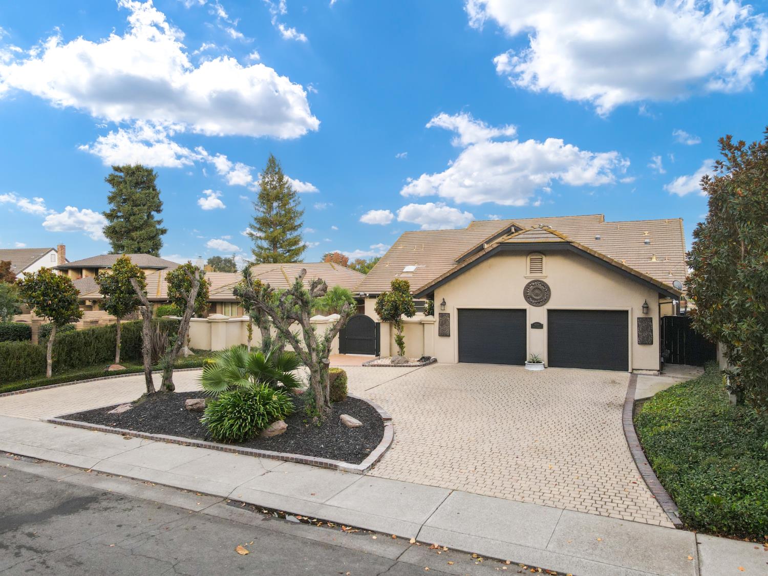 Stockton, California, 95219, United States, 4 Bedrooms Bedrooms, ,5 BathroomsBathrooms,Residential,Active,1970940