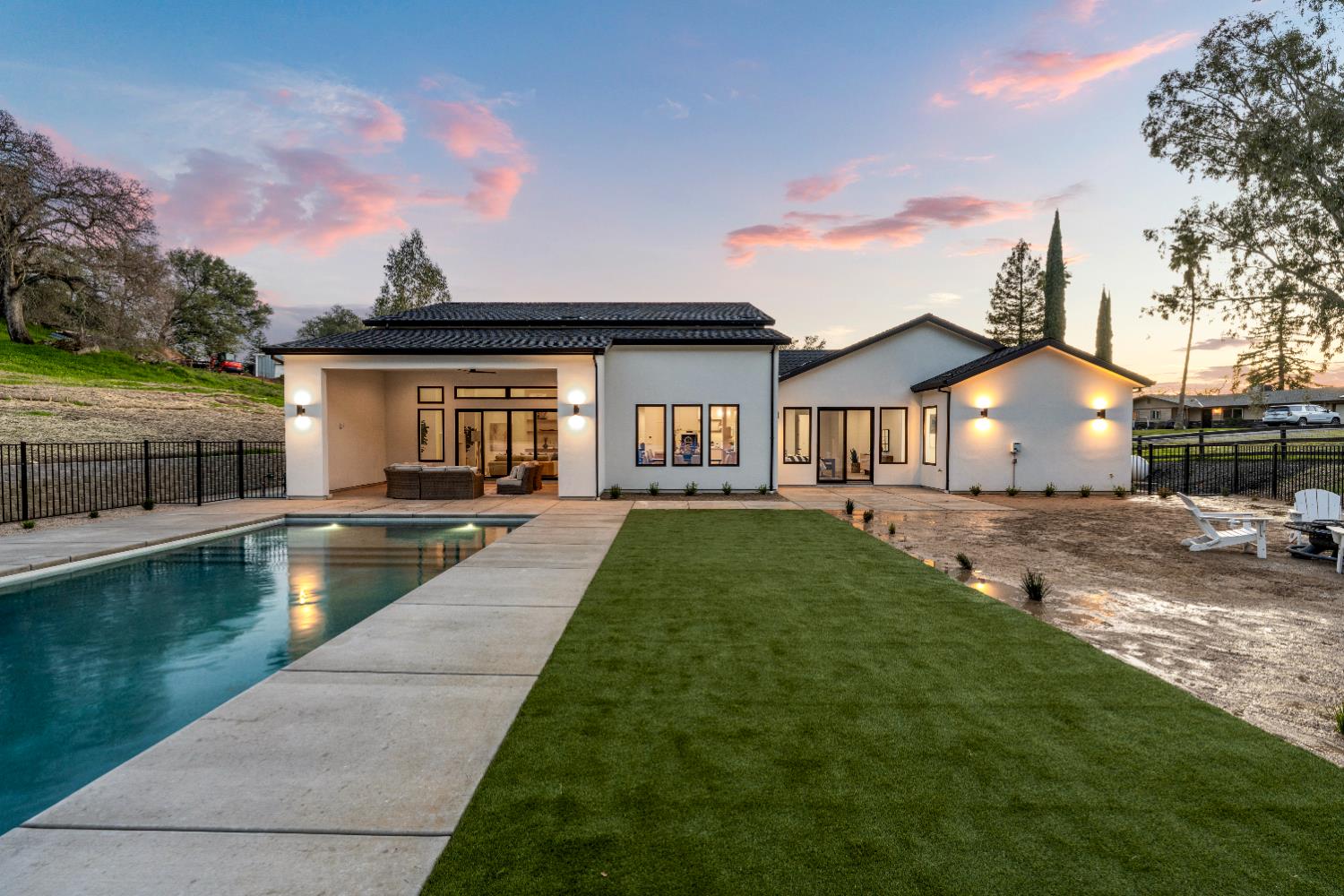 Newcastle, California, 95658, United States, 5 Bedrooms Bedrooms, ,4 BathroomsBathrooms,Residential,Active,2013165