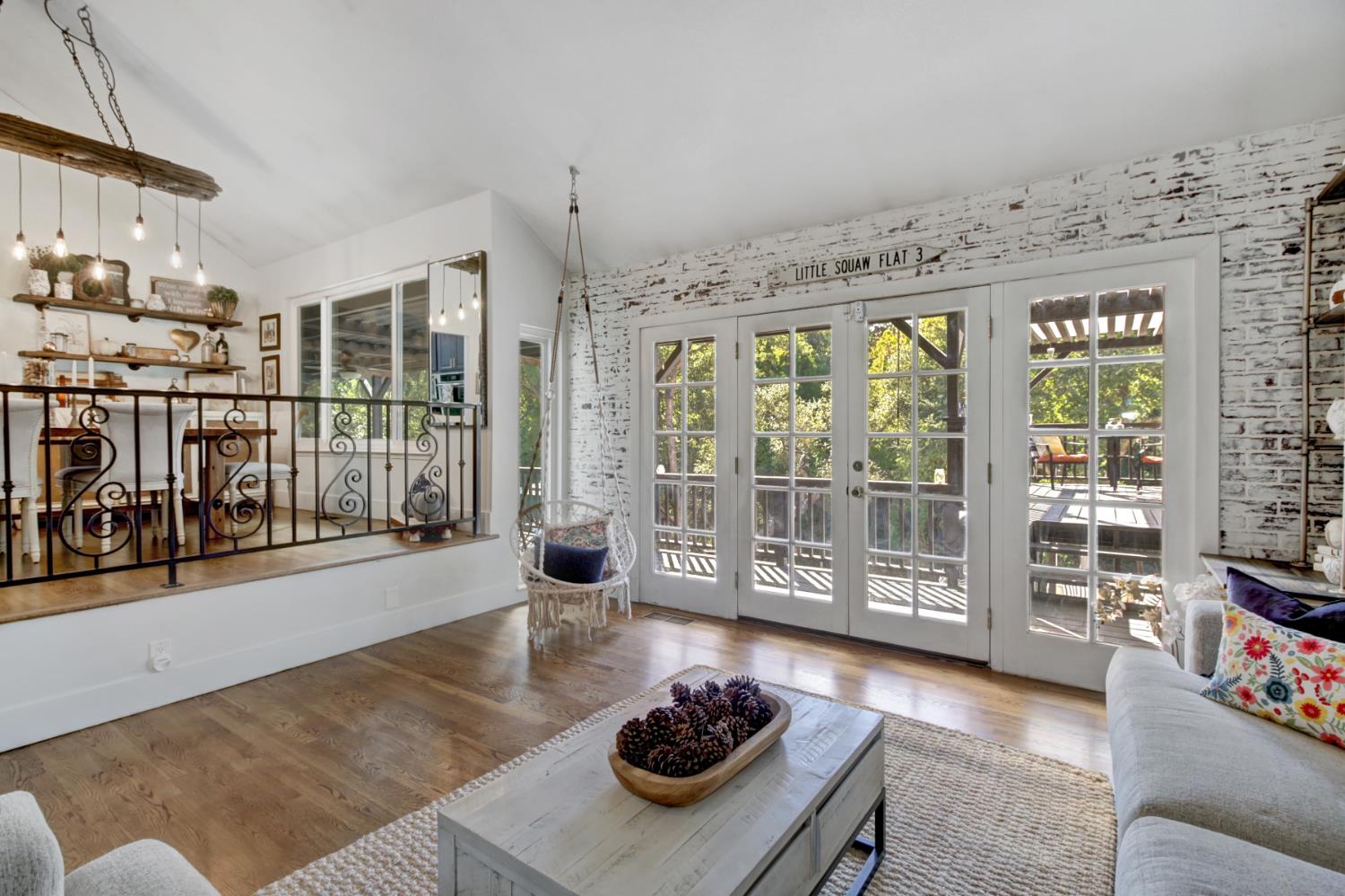 Carmichael, California, 95608, United States, 5 Bedrooms Bedrooms, ,4 BathroomsBathrooms,Residential,Active,1952048