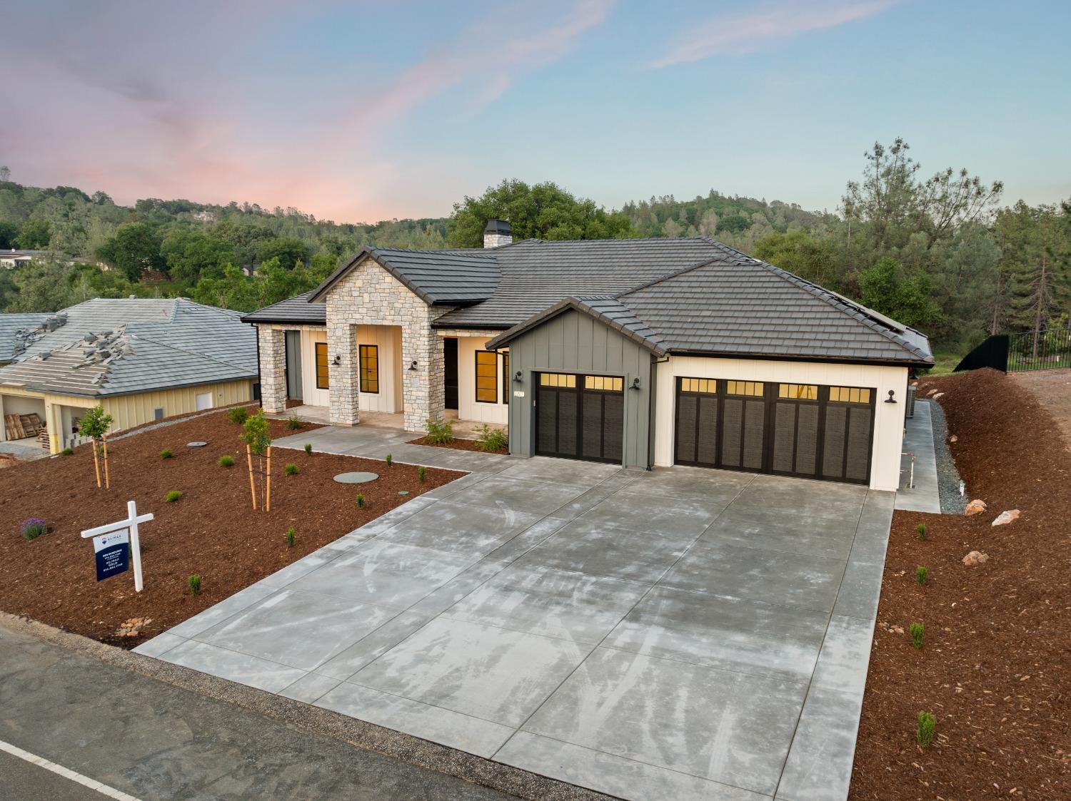 Auburn, California, 95602, United States, 4 Bedrooms Bedrooms, ,3 BathroomsBathrooms,Residential,Active,1943769