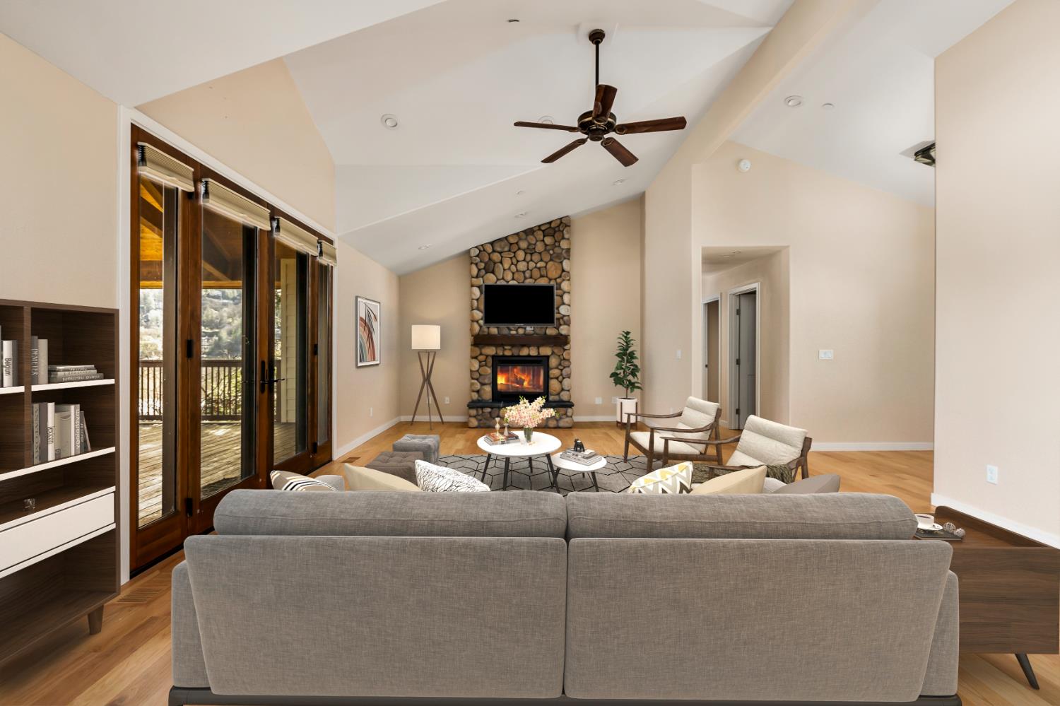 Penn Valley, California, 95946, United States, 3 Bedrooms Bedrooms, ,2 BathroomsBathrooms,Residential,Active,2008719