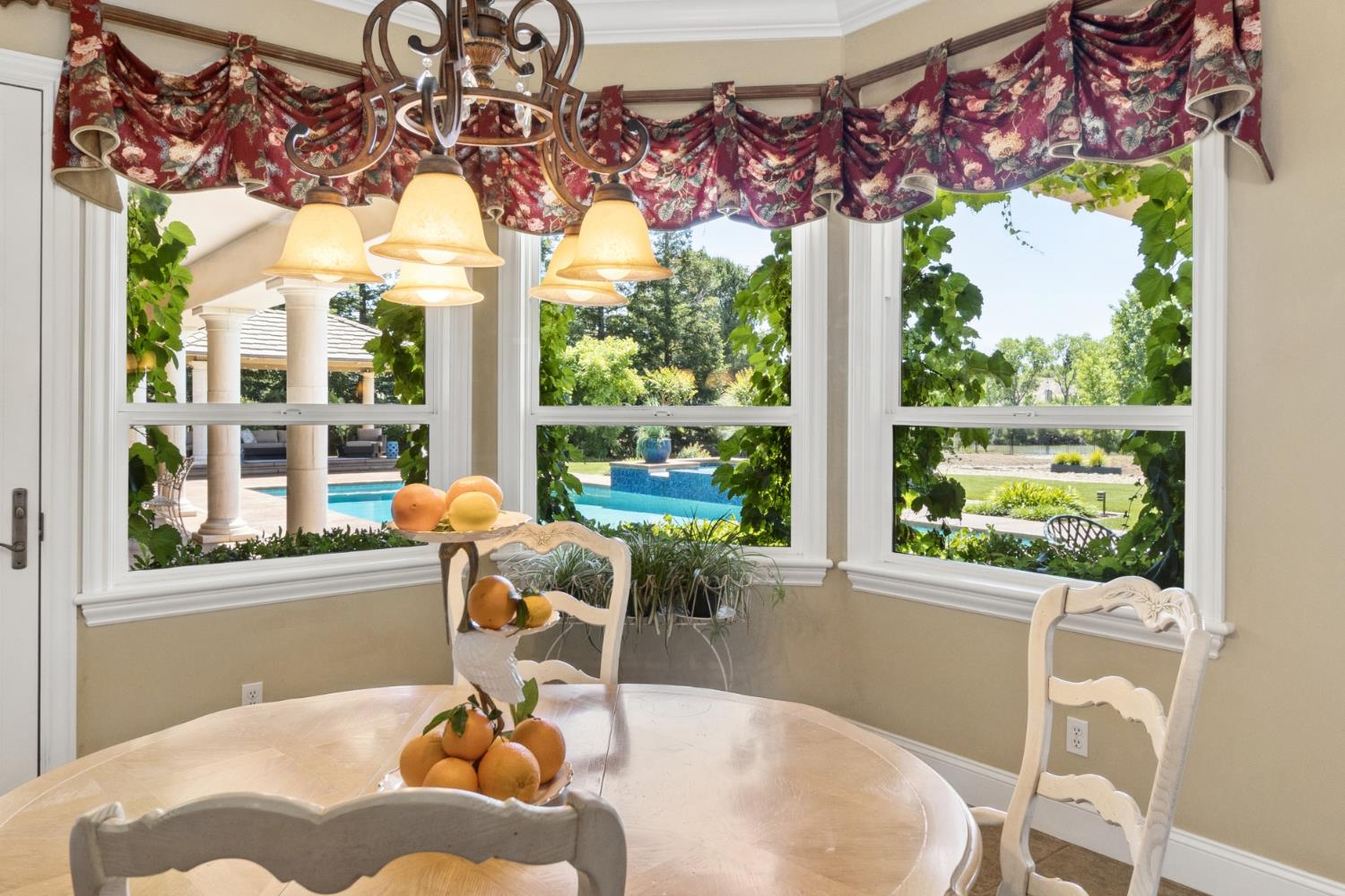 Sacramento, California, 95830, United States, 4 Bedrooms Bedrooms, ,4 BathroomsBathrooms,Residential,Active,2045041