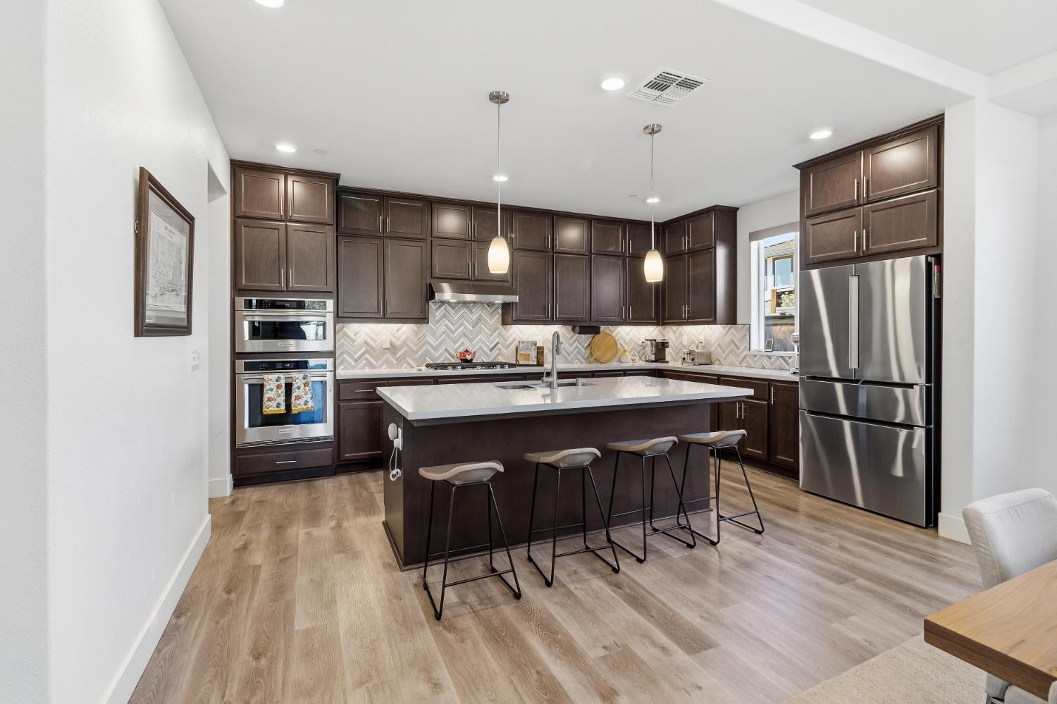 West Sacramento, California, 95605, United States, 3 Bedrooms Bedrooms, ,4 BathroomsBathrooms,Residential,Active,2008265