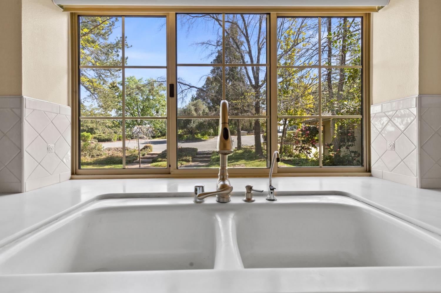 Jackson, California, 95642, United States, 2 Bedrooms Bedrooms, ,3 BathroomsBathrooms,Residential,Active,2026333
