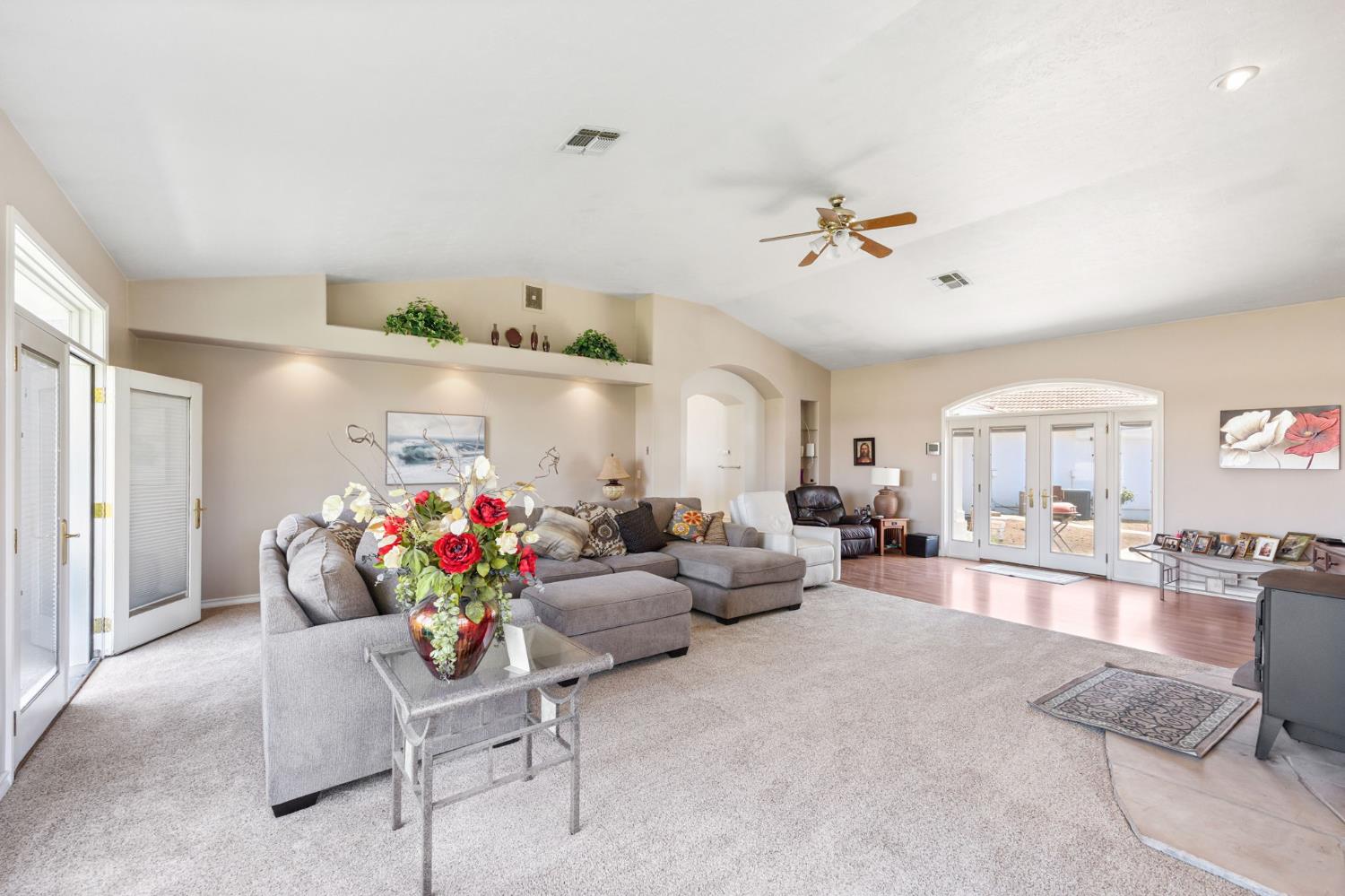 Wilton, California, 95693, United States, 4 Bedrooms Bedrooms, ,4 BathroomsBathrooms,Residential,Active,1892600