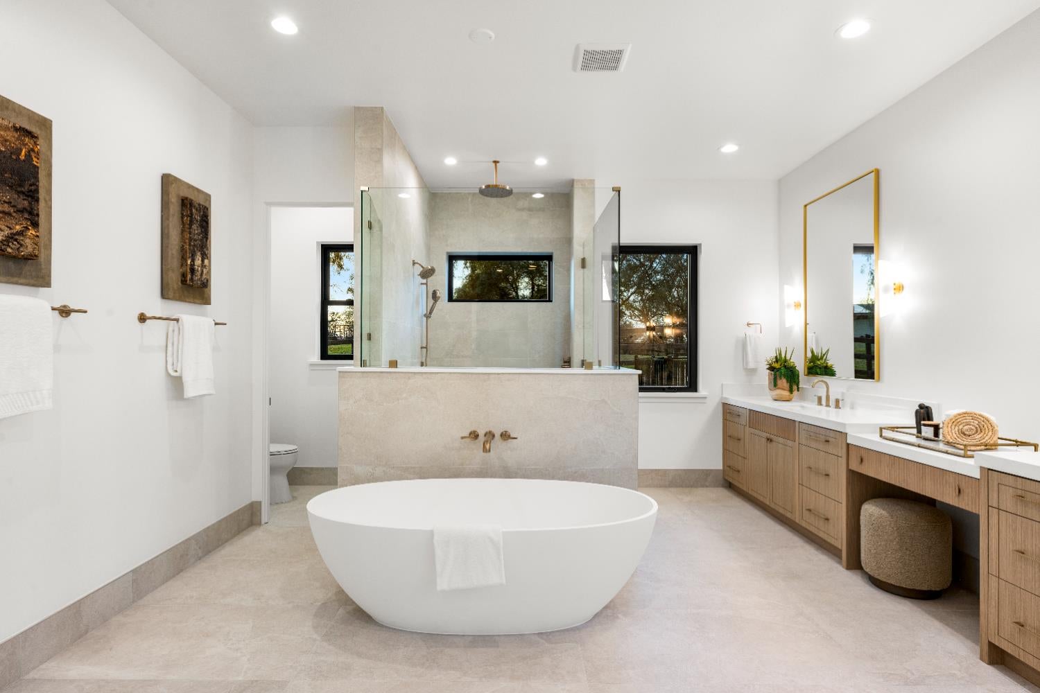 Newcastle, California, 95658, United States, 5 Bedrooms Bedrooms, ,4 BathroomsBathrooms,Residential,Active,2013165