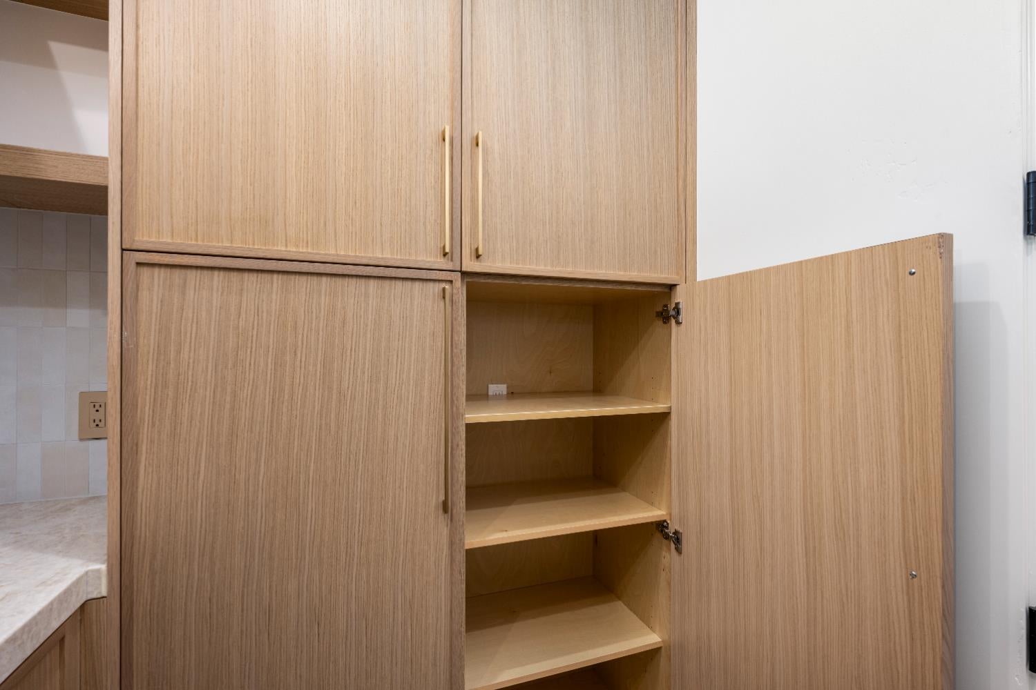 Newcastle, California, 95658, United States, 5 Bedrooms Bedrooms, ,4 BathroomsBathrooms,Residential,Active,2013165