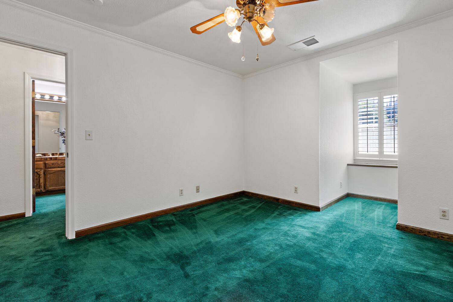 Davis, California, 95618, United States, 4 Bedrooms Bedrooms, ,3 BathroomsBathrooms,Residential,Active,1914765