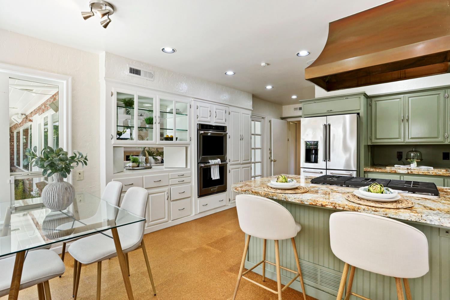 Modesto, California, 95350, United States, 4 Bedrooms Bedrooms, ,3 BathroomsBathrooms,Residential,Active,1877804