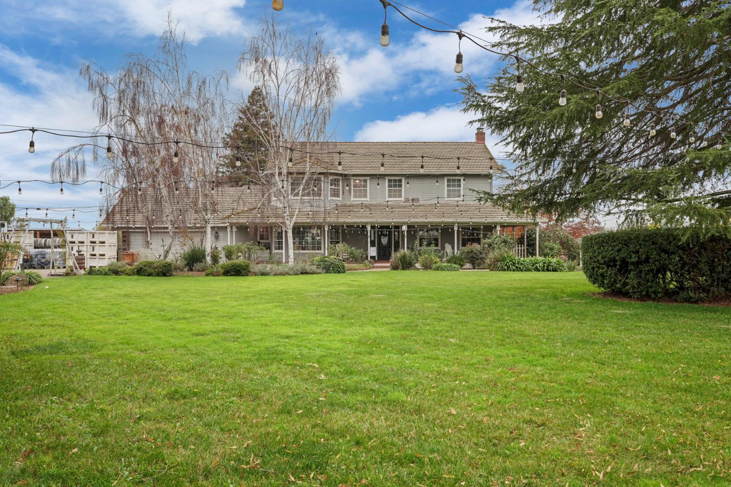 Lodi, California, 95240, United States, 3 Bedrooms Bedrooms, ,3 BathroomsBathrooms,Residential,Active,2001349