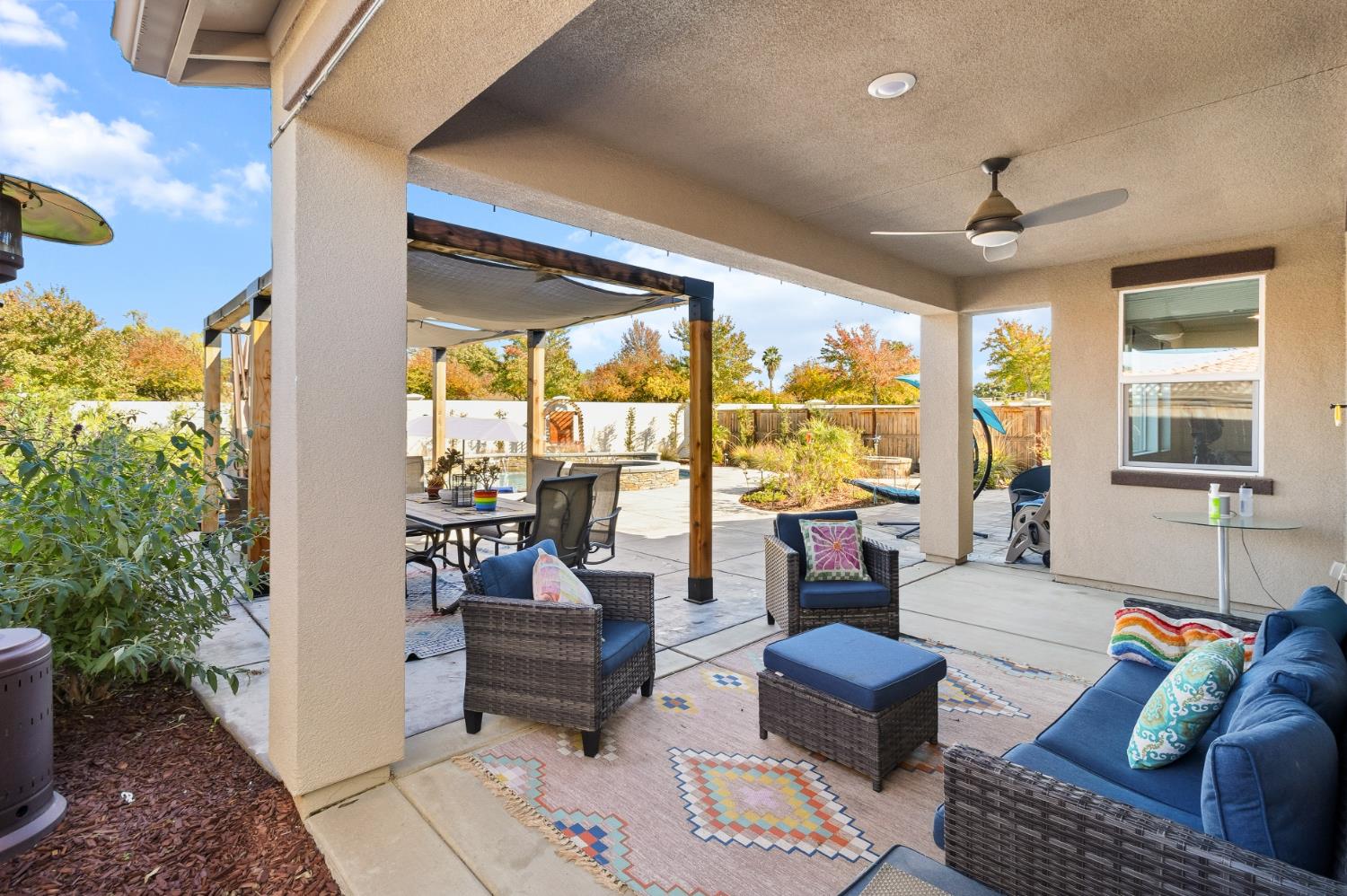 West Sacramento, California, 95605, United States, 3 Bedrooms Bedrooms, ,4 BathroomsBathrooms,Residential,Active,2008265