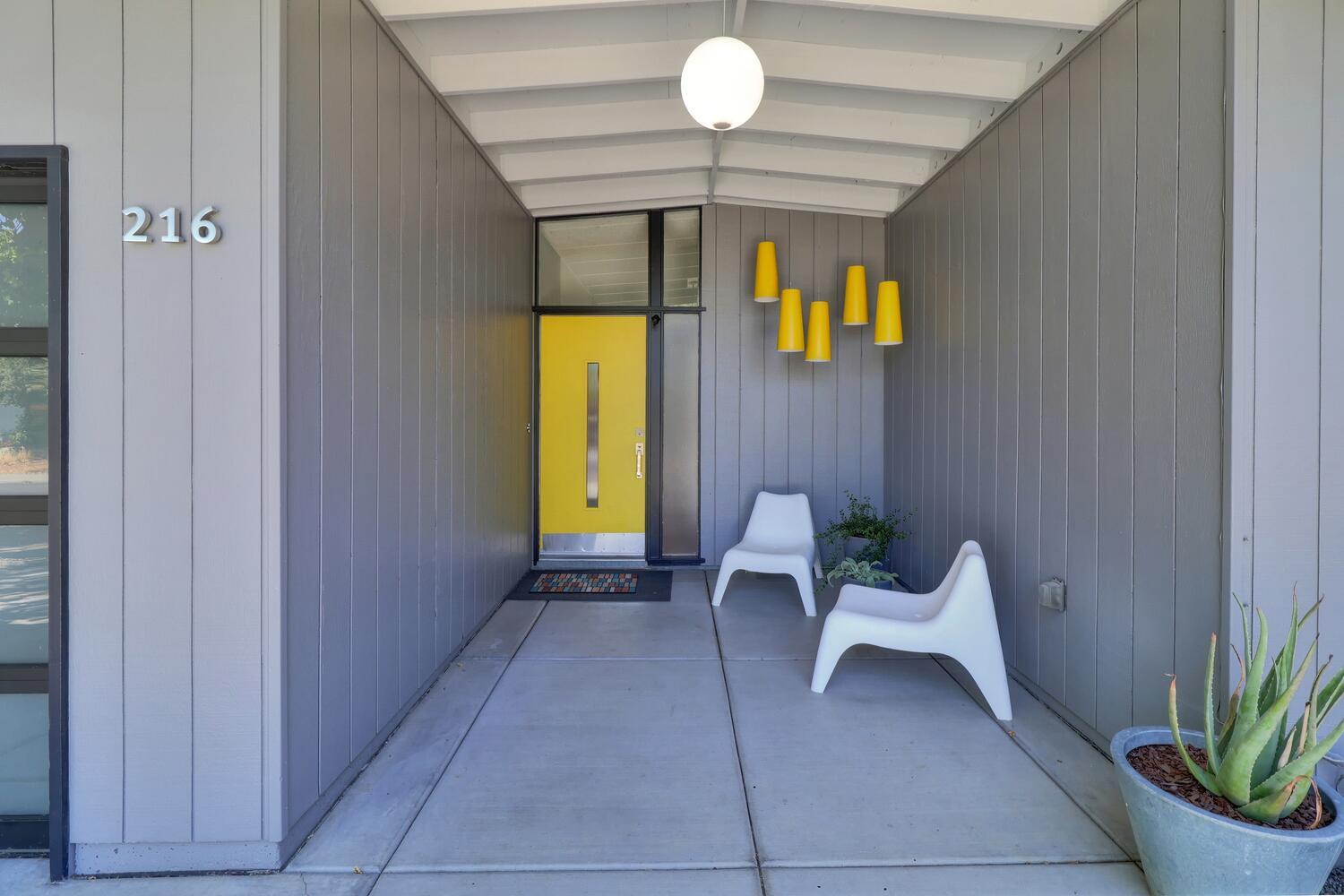 Davis, California, 95616, United States, 4 Bedrooms Bedrooms, ,3 BathroomsBathrooms,Residential,Active,1922279