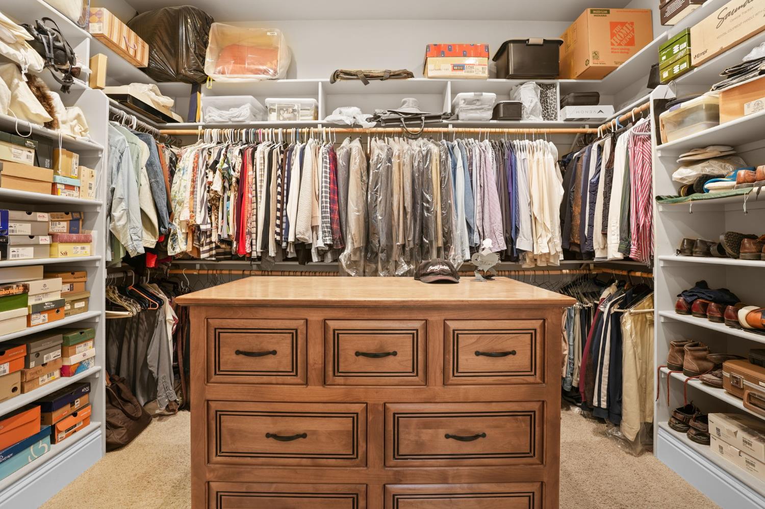 Folsom, California, 95630, United States, 4 Bedrooms Bedrooms, ,4 BathroomsBathrooms,Residential,Active,2008257