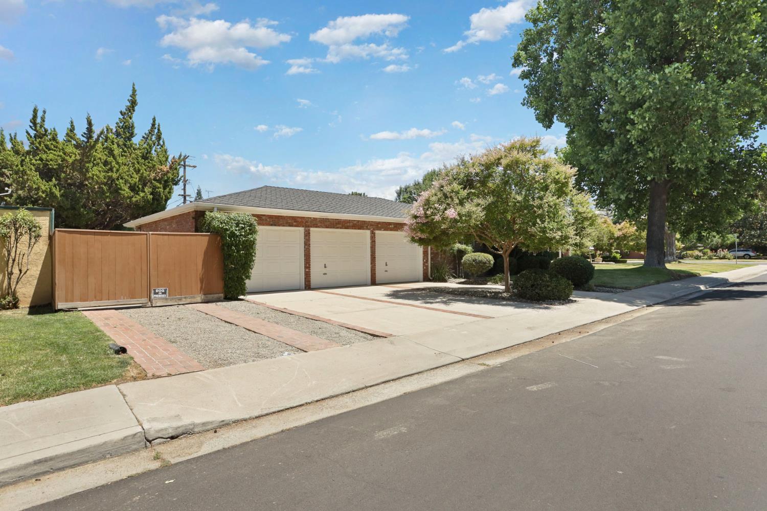 Modesto, California, 95350, United States, 4 Bedrooms Bedrooms, ,3 BathroomsBathrooms,Residential,Active,1877804