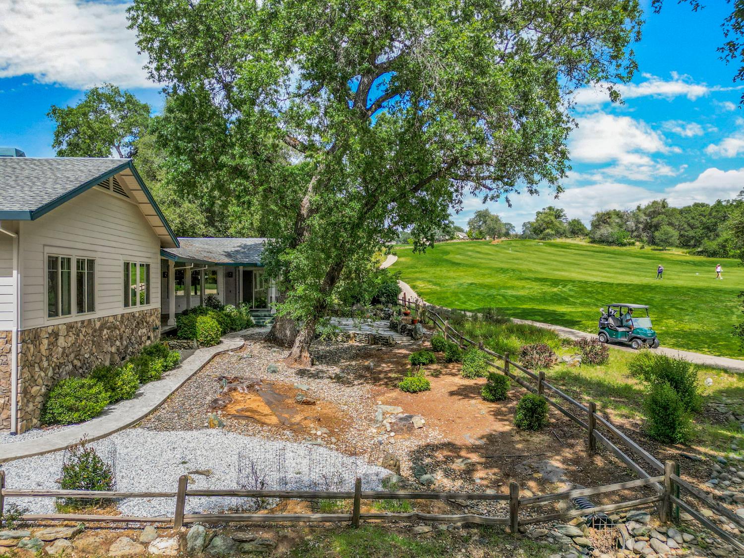 Angels Camp, California, 95222, United States, 3 Bedrooms Bedrooms, ,4 BathroomsBathrooms,Residential,Active,2036048