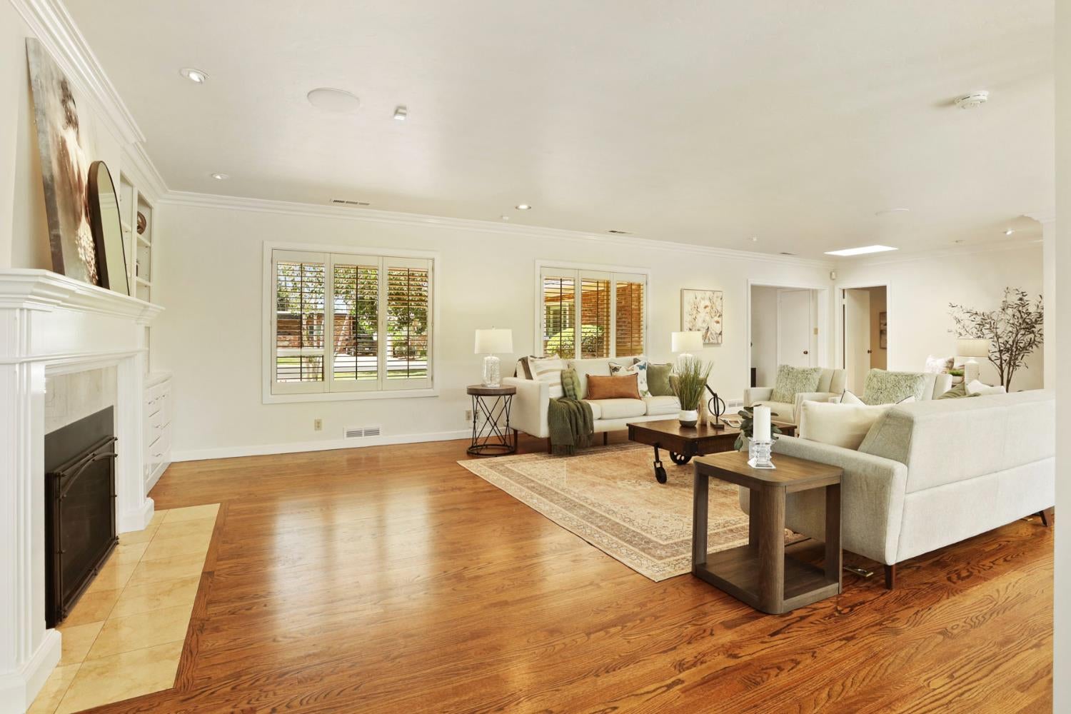 Modesto, California, 95350, United States, 4 Bedrooms Bedrooms, ,3 BathroomsBathrooms,Residential,Active,1877804