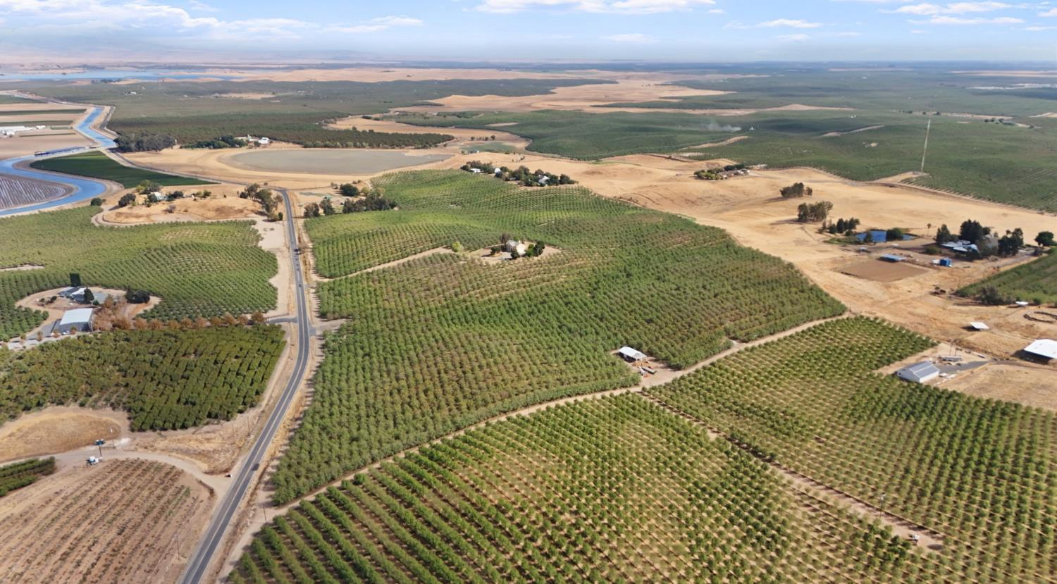 Hickman, California, 95323, United States, 4 Bedrooms Bedrooms, ,3 BathroomsBathrooms,Residential,Active,1954442