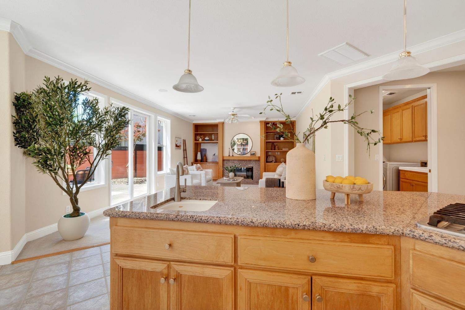 Davis, California, 95618, United States, 4 Bedrooms Bedrooms, ,3 BathroomsBathrooms,Residential,Pending,2045806