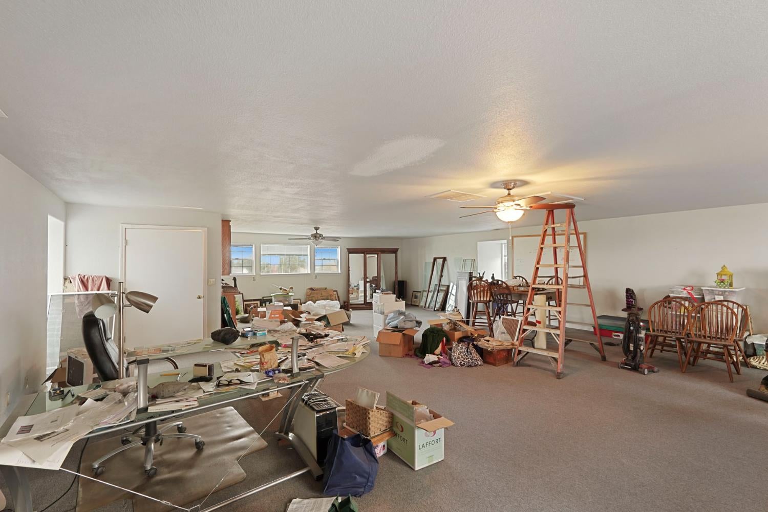 Lodi, California, 95240, United States, 3 Bedrooms Bedrooms, ,3 BathroomsBathrooms,Residential,Active,2001349