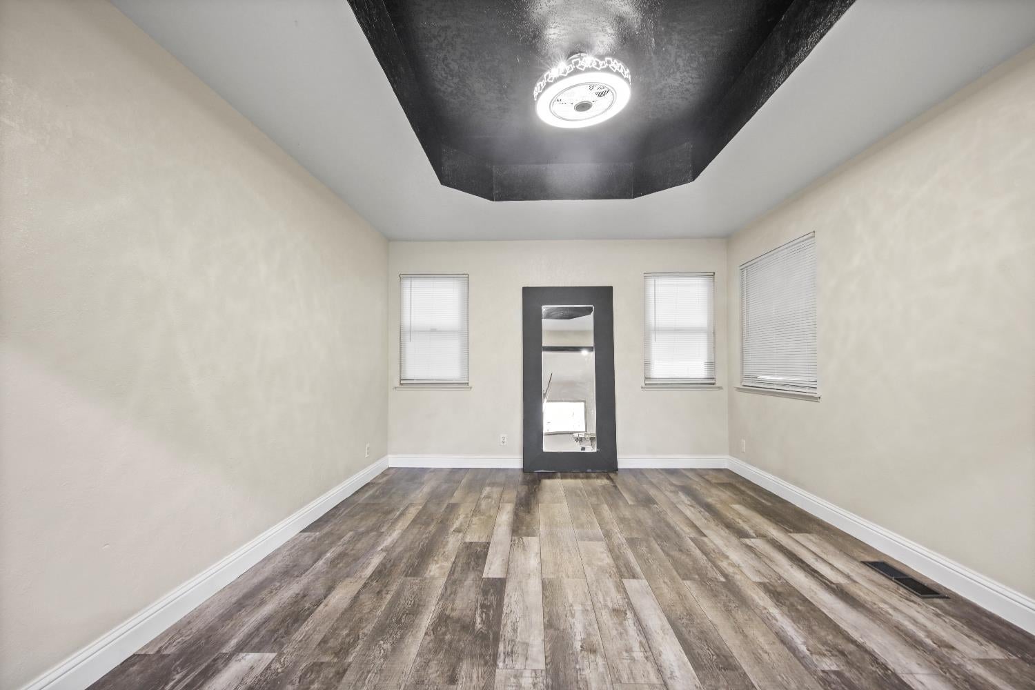 Stockton, California, 95219, United States, 4 Bedrooms Bedrooms, ,5 BathroomsBathrooms,Residential,Active,1970940