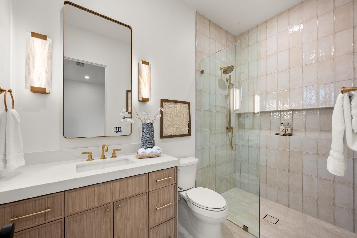 Newcastle, California, 95658, United States, 4 Bedrooms Bedrooms, ,6 BathroomsBathrooms,Residential,Active,1973288