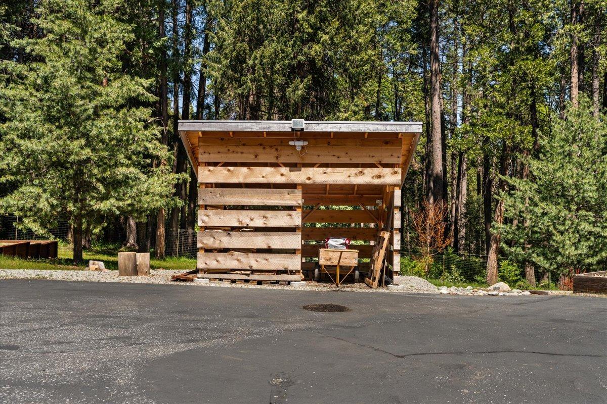 Grass Valley, California, 95945, United States, 4 Bedrooms Bedrooms, ,4 BathroomsBathrooms,Residential,Active,1798051