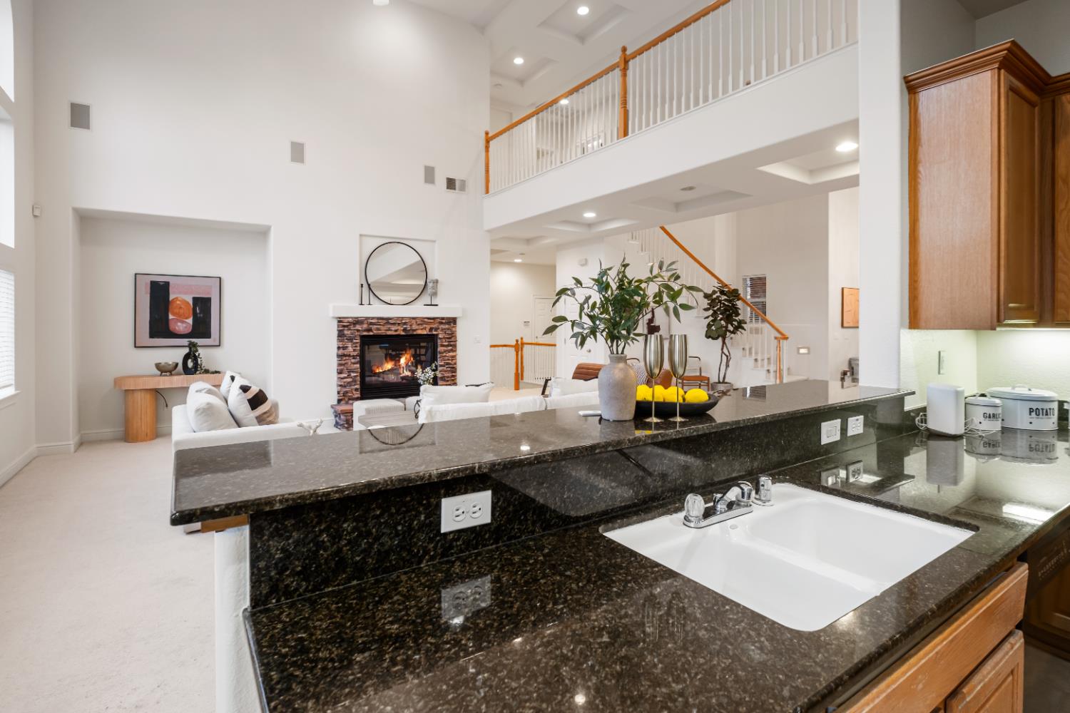 Roseville, California, 95661, United States, 5 Bedrooms Bedrooms, ,4 BathroomsBathrooms,Residential,Active,2006825