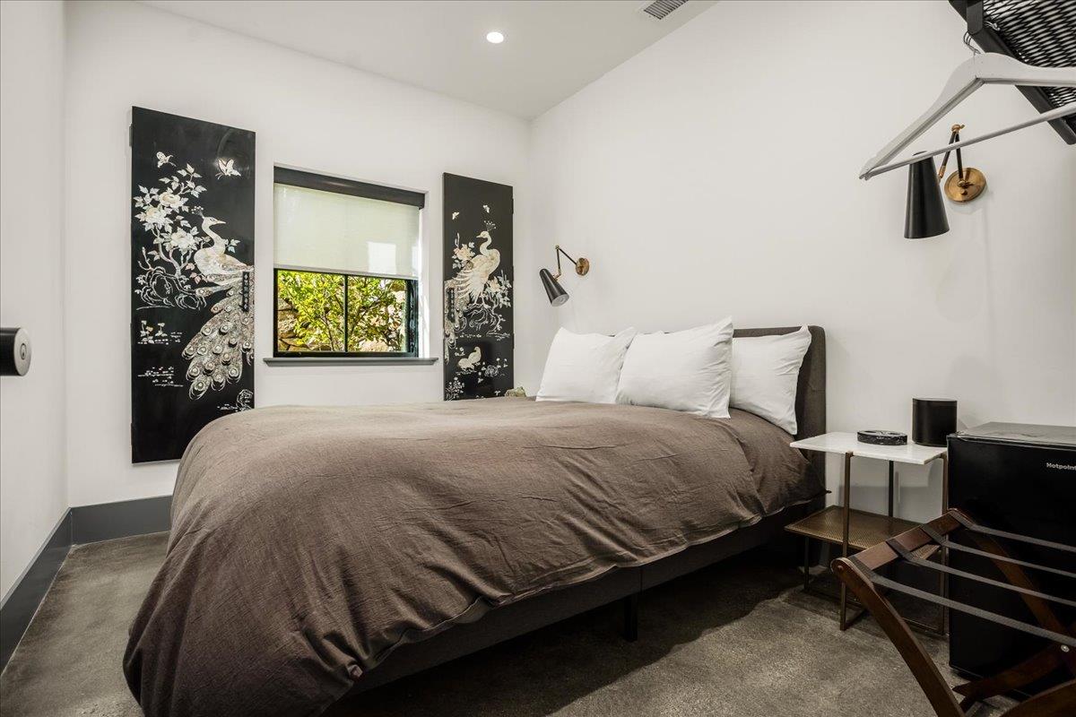 Nevada City, California, 95959, United States, 7 Bedrooms Bedrooms, ,5 BathroomsBathrooms,Residential,Active,2011864