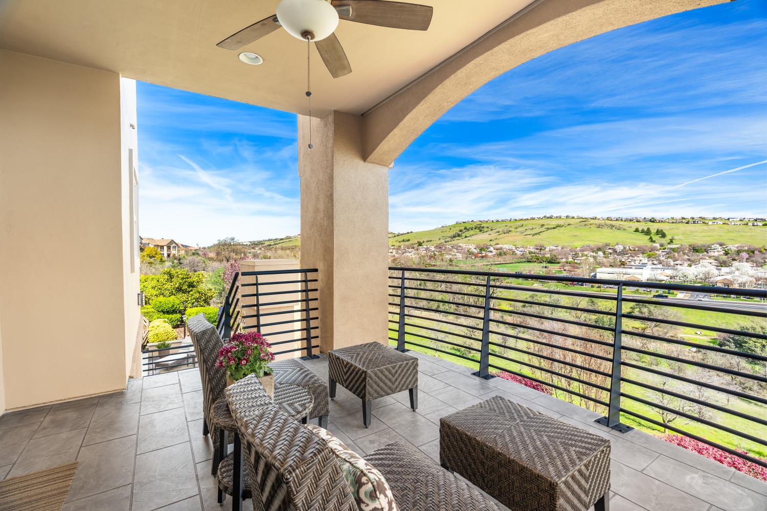 El Dorado Hills, California, 95762, United States, 5 Bedrooms Bedrooms, ,4 BathroomsBathrooms,Residential,Active,2023351