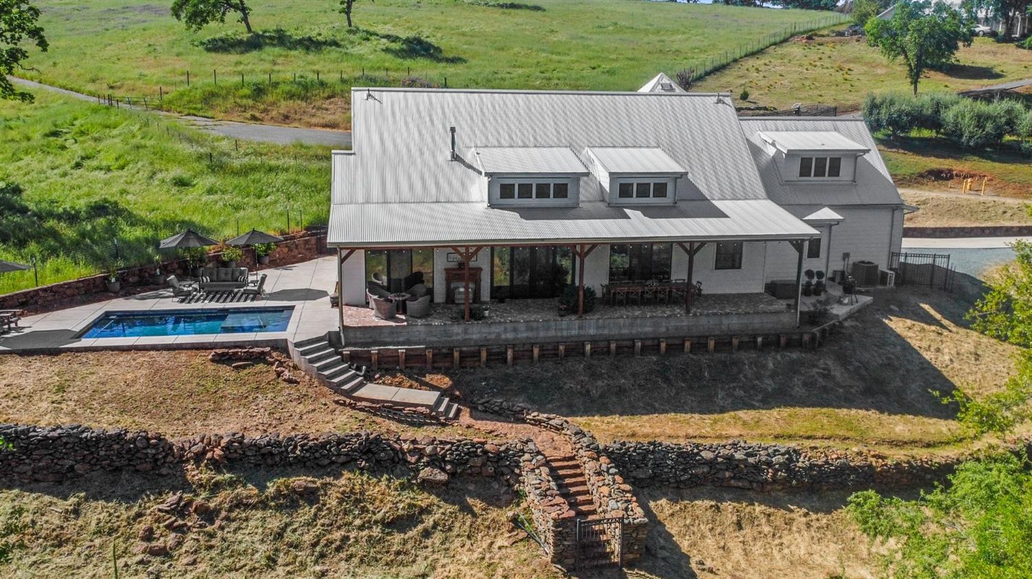 Sutter Creek, California, 95685, United States, 3 Bedrooms Bedrooms, ,3 BathroomsBathrooms,Residential,Active,2011413