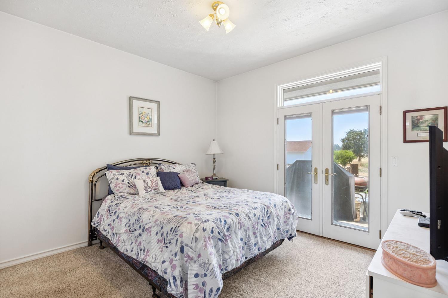 Wilton, California, 95693, United States, 4 Bedrooms Bedrooms, ,4 BathroomsBathrooms,Residential,Active,1892600