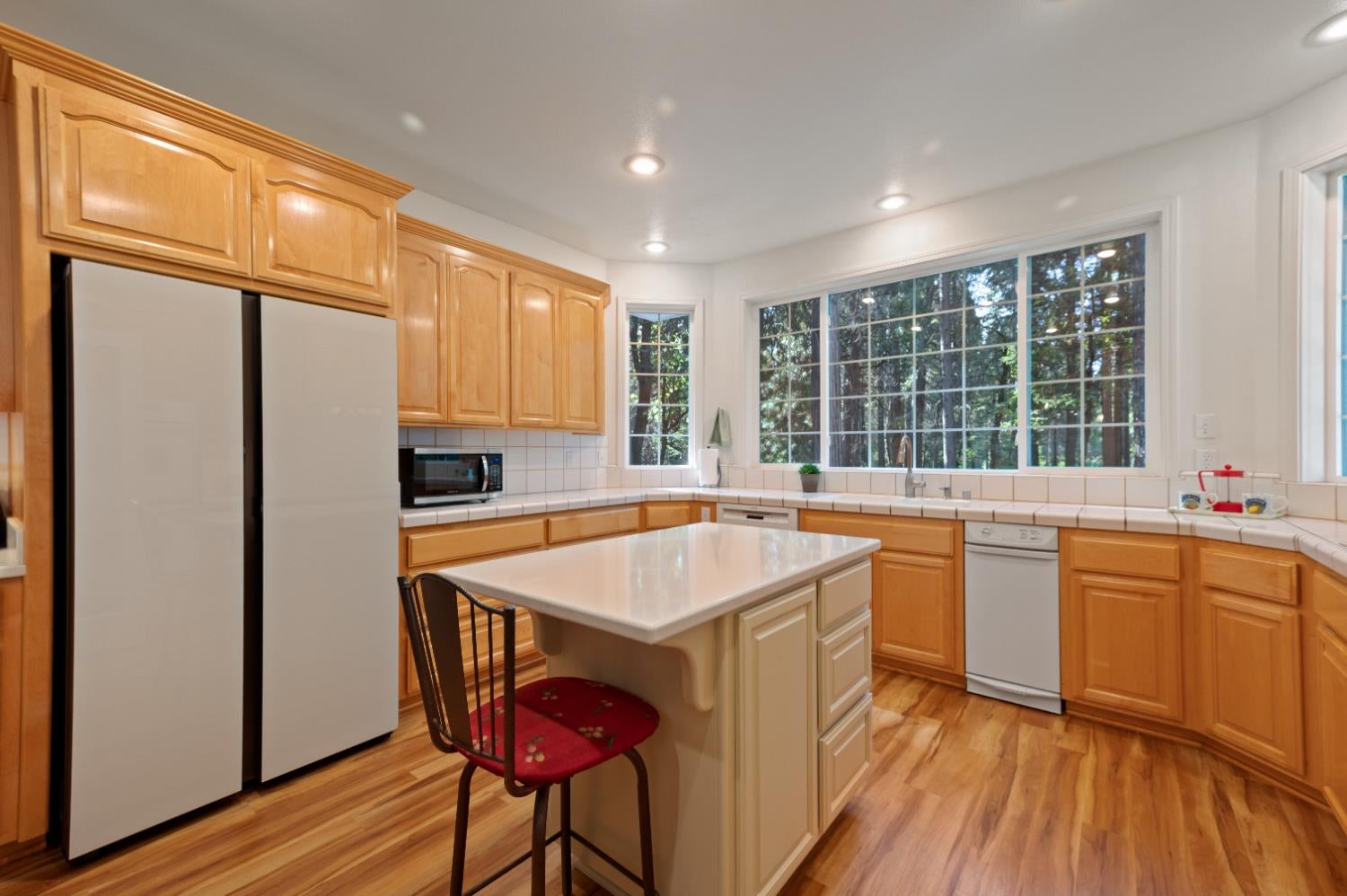 Nevada City, California, 95959, United States, 3 Bedrooms Bedrooms, ,4 BathroomsBathrooms,Residential,Active,1919052