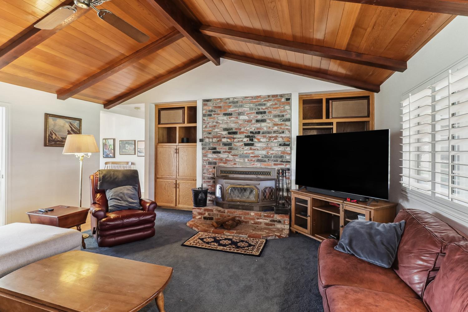 Woodland, California, 95695, United States, 4 Bedrooms Bedrooms, ,3 BathroomsBathrooms,Residential,Active,1929675