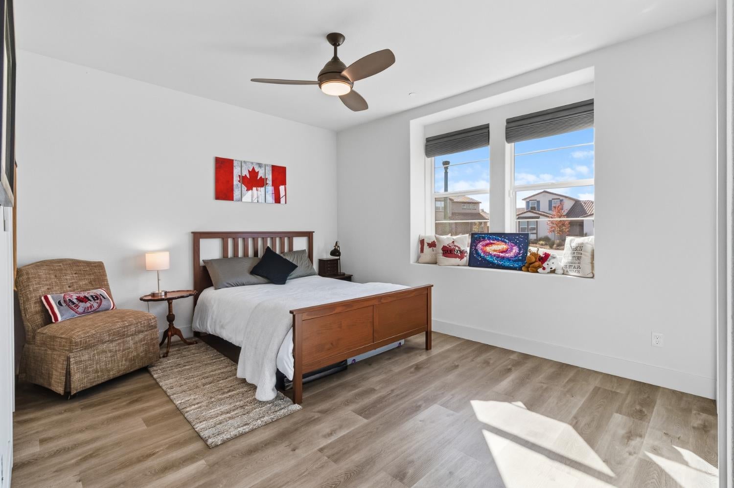 West Sacramento, California, 95605, United States, 3 Bedrooms Bedrooms, ,4 BathroomsBathrooms,Residential,Active,2008265