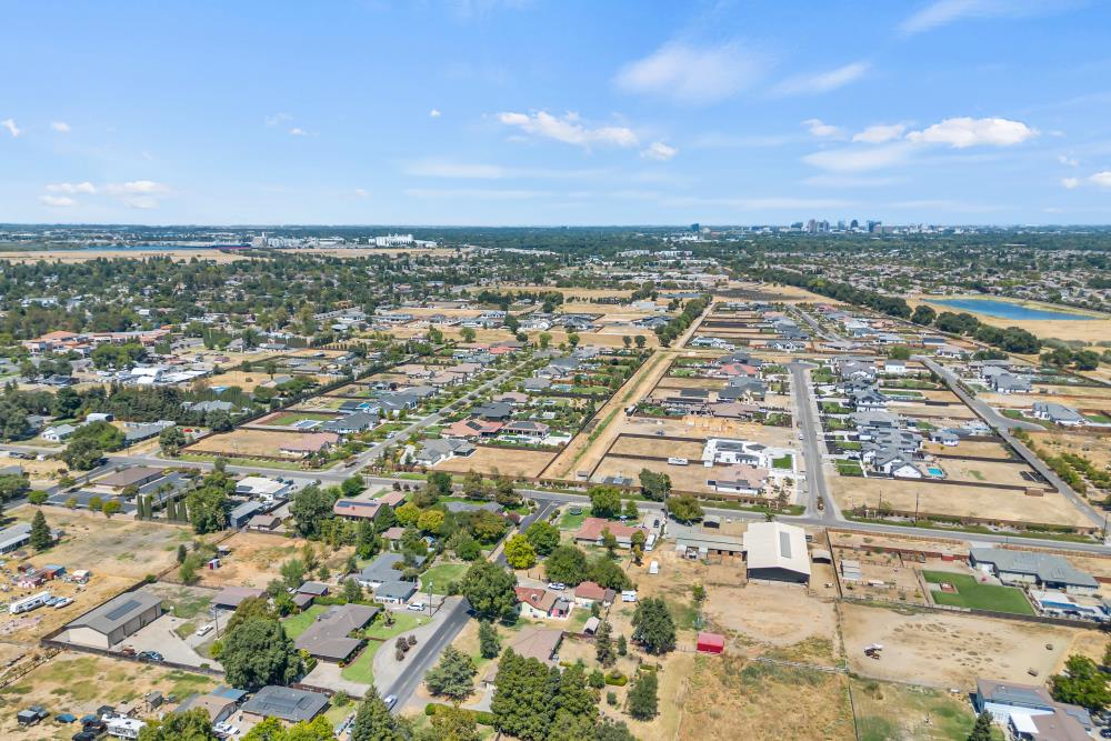 West Sacramento, California, 95691, United States, 3 Bedrooms Bedrooms, ,3 BathroomsBathrooms,Residential,Active,1915049